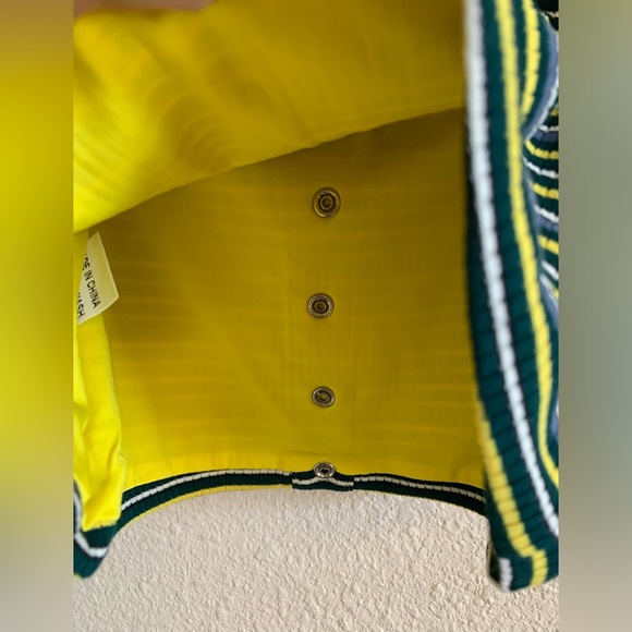 Olivaceous Striped Ribbed Knit Crop Top NWT 🌴 - Picture 4 of 6